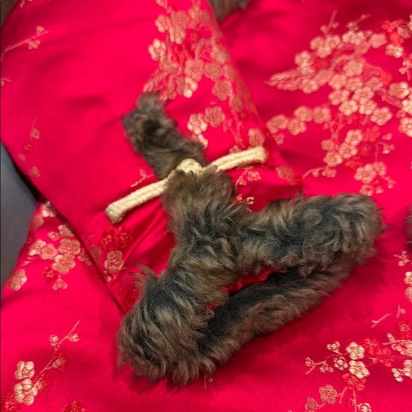 Chinese Traditional Dress Child's Quilted Cheongsam Fur Edged Red Gold Toggles - Picture 4 of 11